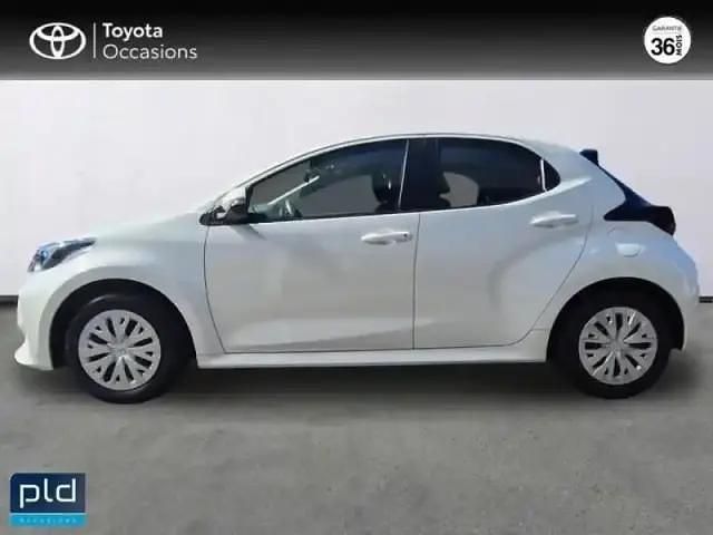 Occasion Toyota Yaris Hybrid Business Edition 116 ch (85 kW) 2022 Blanc Berline