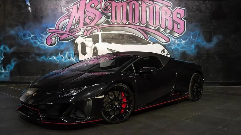 Noir Utilisé 2022 Lamborghini Huracán Cabriolet | 304 900 € - Image 1/4