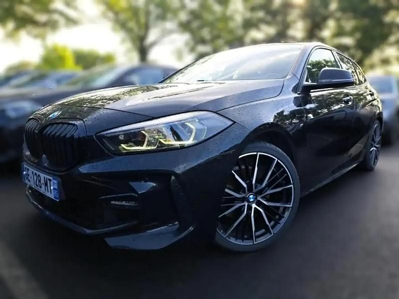 Noir Utilisé 2022 BMW 118 M Sport Citadine | 27 880 € (Prix cher) - Image 1/4