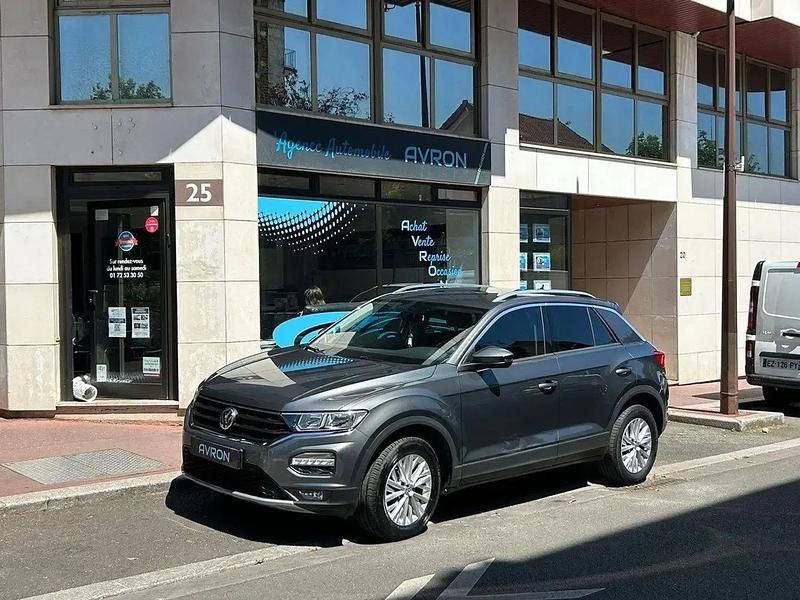 Gris Utilisé 2019 VW T-Roc SUV | 15 490 € (Prix juste) - Image 1/4