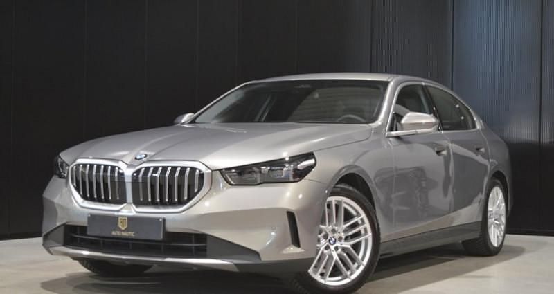 Gris Occasion 2024 BMW 520 Berline | 48 900 € (Prix juste) - Image 1/4