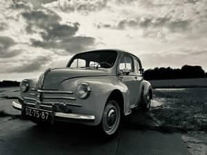 Blanc Occasion 1956 Renault 4CV Berline | 11 900 € - Image 1/4