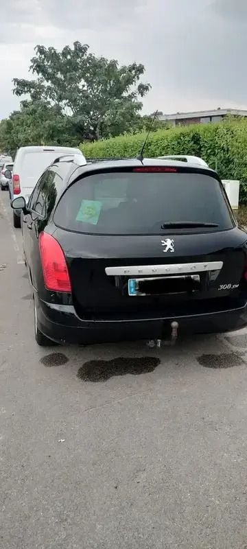 Image 2/4