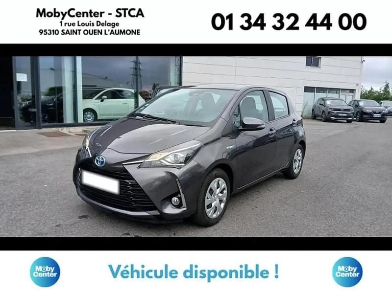Gris Occasion 2020 Toyota Yaris Hybrid Business Edition Berline | 15 880 € (Bon prix) - Image 1/4
