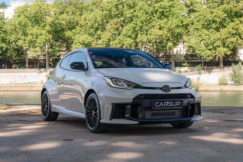 Blanc Nouvelle 2025 Toyota Yaris Citadine | 70 000 € - Image 1/4