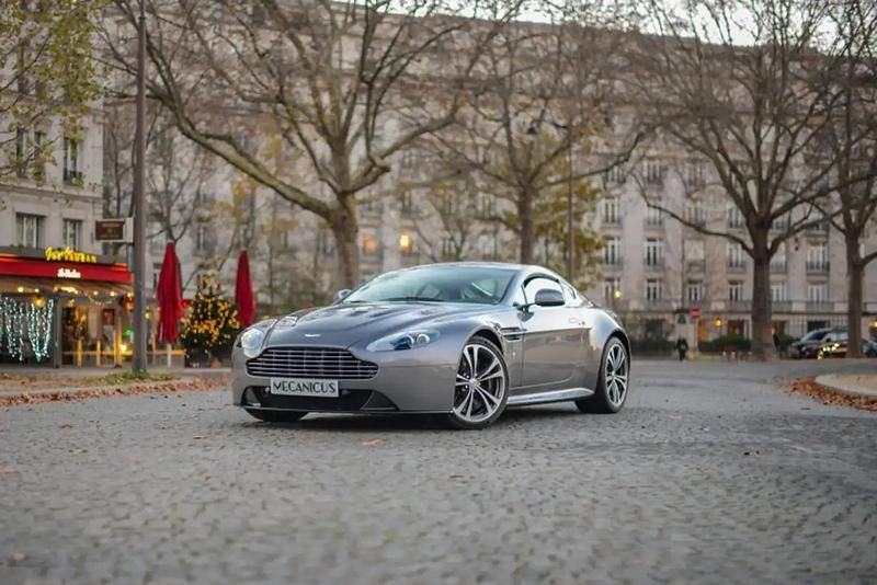 Gris Utilisé 2009 Aston Martin Vantage Coupé | 114 900 € - Image 1/4