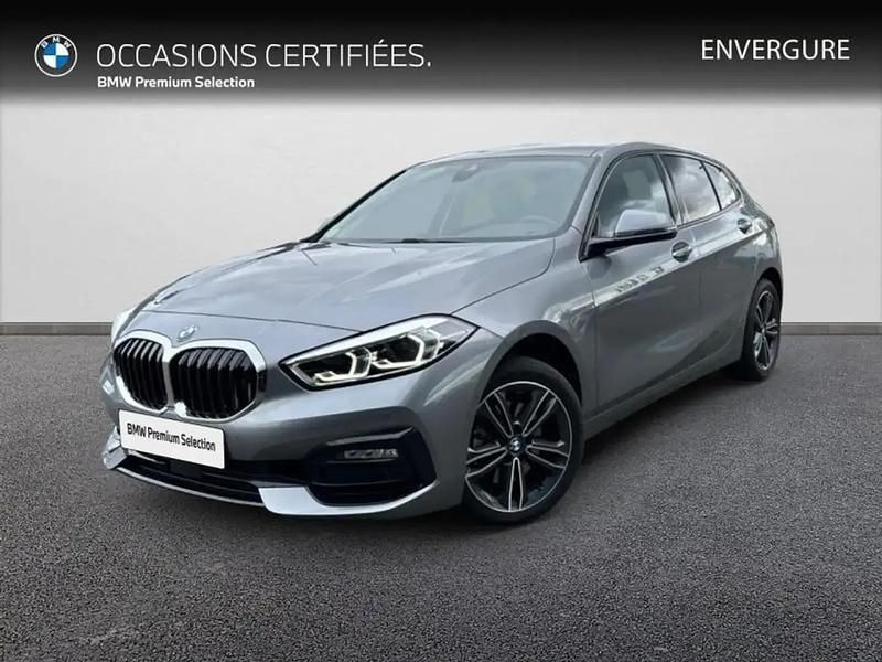 Gris Utilisé 2022 BMW 118 Sport Line Citadine | 31 860 € (Prix juste) - Image 1/4