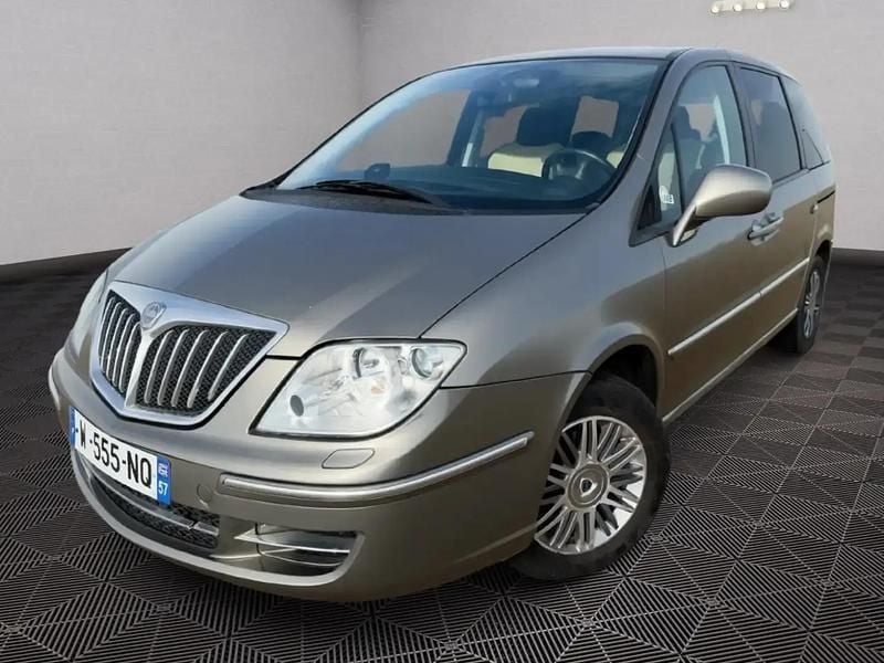 Occasion Lancia Phedra 136 ch (100 kW) 2010 Gris Monospace