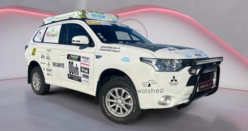 Utilisé 2015 Mitsubishi Outlander P-HEV | 33 000 € - Image 1/4