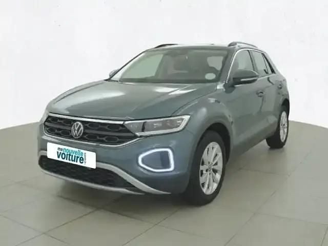 Bleu Occasion 2023 VW T-Roc SUV | 22 499 € (Bon prix) - Image 1/4