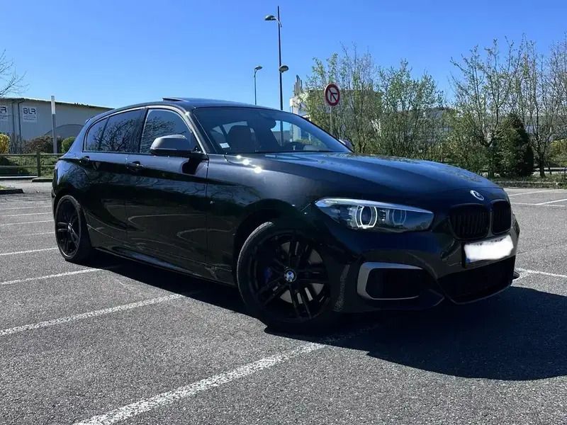 Noir Utilisé 2019 BMW M140 M Sport Berline | 46 000 € (Prix juste) - Image 1/4
