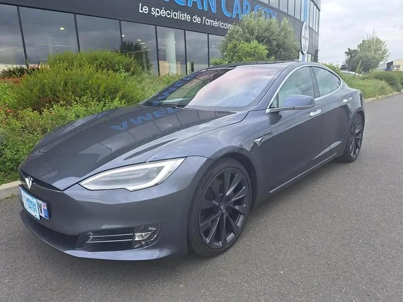 Gris Utilisé 2020 Tesla Model S Long Range AWD Citadine | 49 990 € - Image 1/4