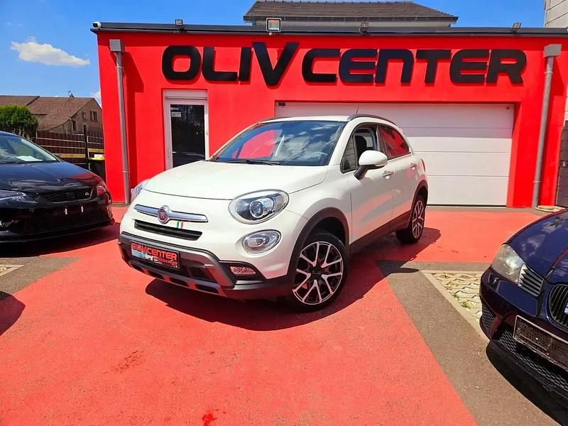 Blanc Utilisé 2016 Fiat 500X Cross Plus SUV | 10 990 € (Prix juste) - Image 1/4