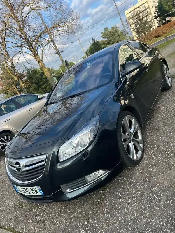 Utilisé 2012 Opel Insignia Cosmo Berline | 5 500 € - Image 1/4