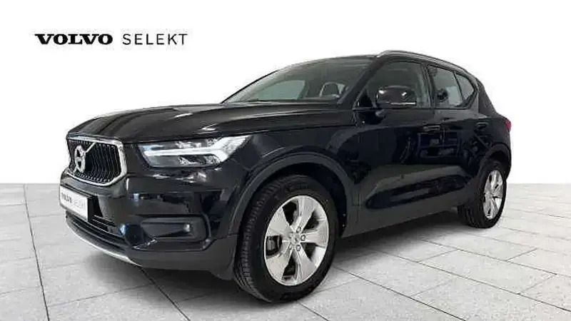 Noir Utilisé 2021 Volvo XC40 Momentum SUV | 30 666 € (Prix assez cher) - Image 1/4