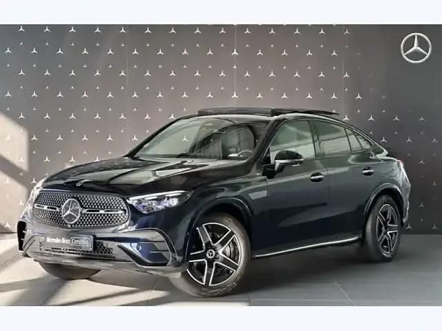 Bleu Utilisé 2024 Mercedes GLC300e AMG line Coupé | 75 900 € - Image 1/4