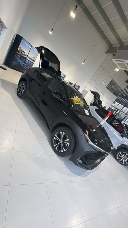 Noir Nouvelle 2024 Toyota bZ4X SUV | 31 800 € (Super prix) - Image 1/4