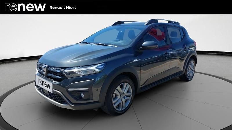 Gris Occasion 2022 Dacia Sandero Comfort Citadine | 15 990 € (Prix assez cher) - Image 1/4