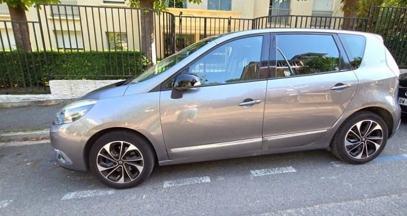 Occasion 2015 Renault Scénic III Bose Edition Monospace | 7 990 € (Bon prix) - Image 1/4