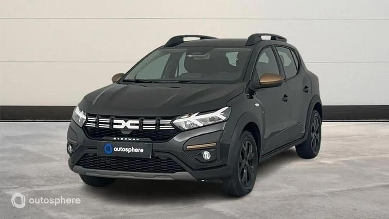 Noir Occasion 2025 Dacia Sandero Extreme Citadine | 18 499 € (Prix juste) - Image 1/4