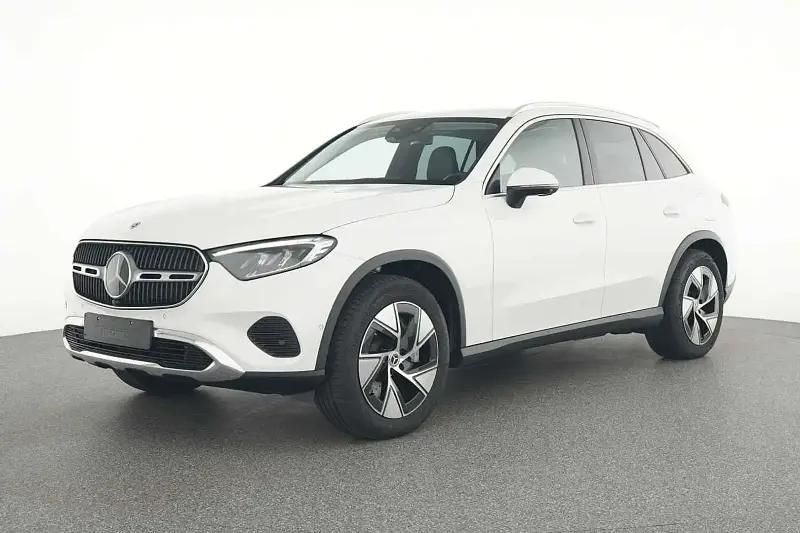 Blanc Utilisé 2024 Mercedes GLC300 Luxury SUV | 68 990 € (Prix juste) - Image 1/4