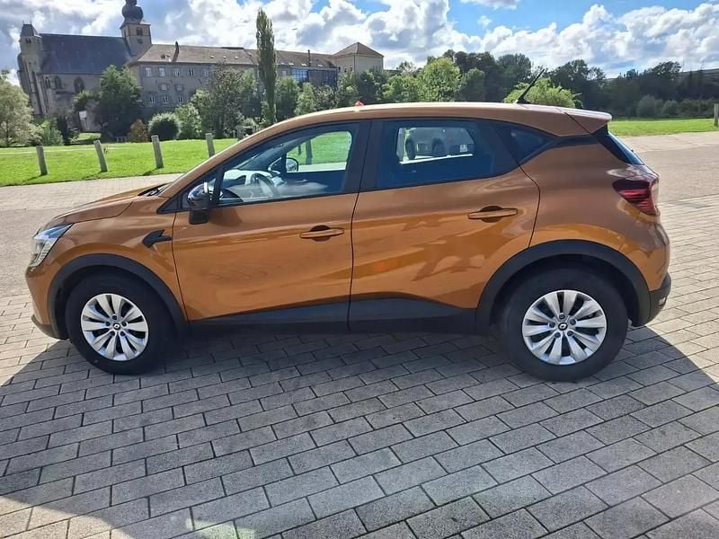 Orange Utilisé 2021 Renault Captur Zen SUV | 14 800 € (Bon prix) - Image 1/4