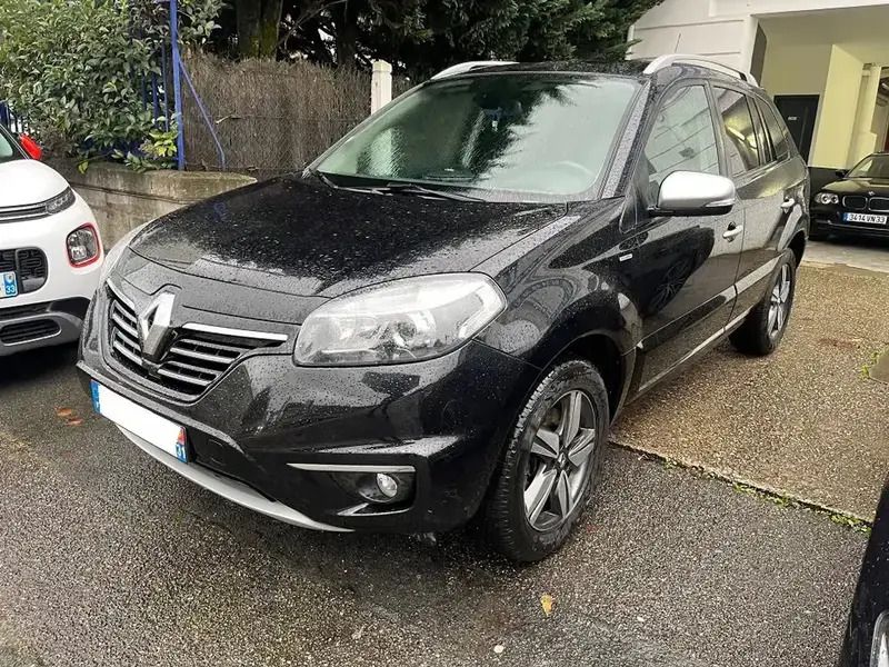 Noir Utilisé 2014 Renault Koleos Bose Edition SUV | 7 990 € (Prix juste) - Image 1/4