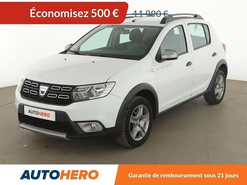 Blanc Utilisé 2017 Dacia Sandero Stepway Citadine | 11 490 € (Prix juste) - Image 1/2