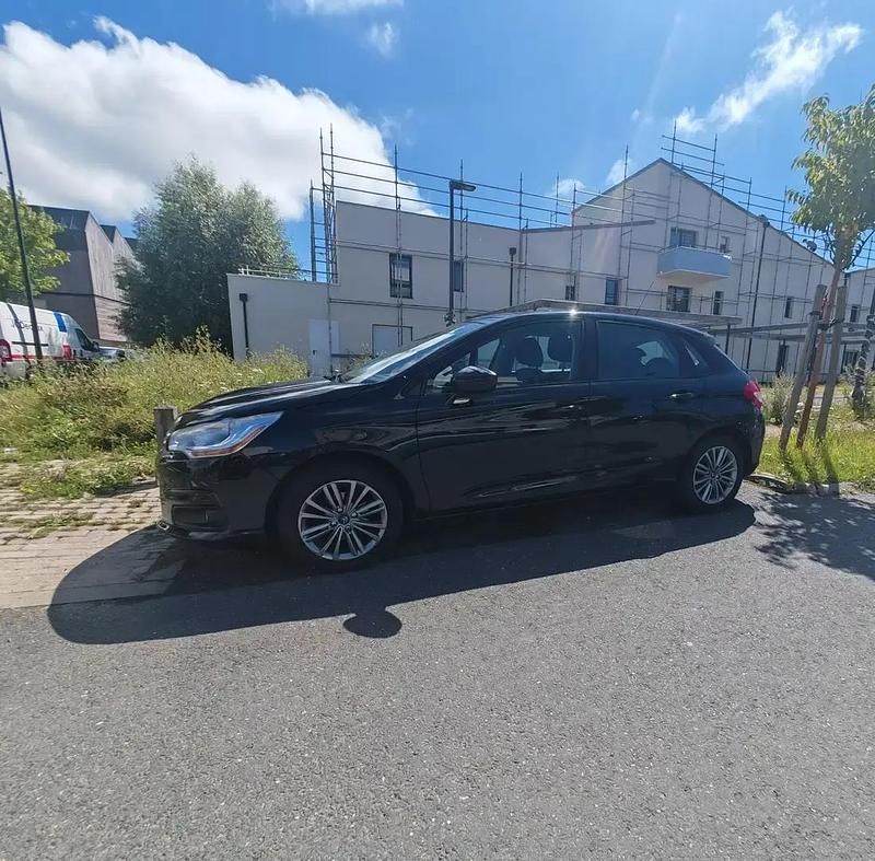 Utilisé 2013 Citroën C4 Berline | 7 250 € (Prix juste) - Image 1/4