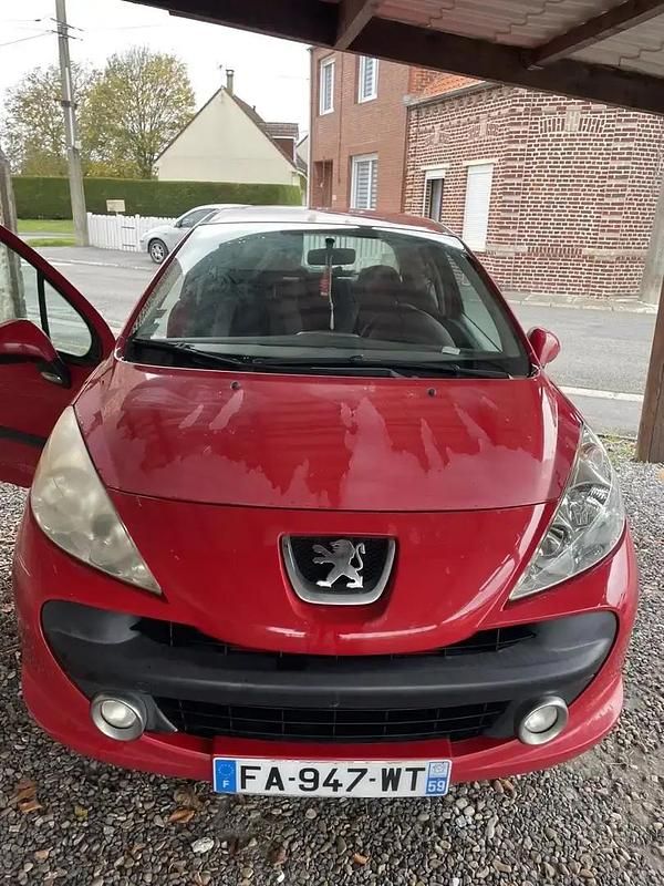 Occasion Peugeot 207 Premium 72 ch (52 kW) 2009 Rouge Berline
