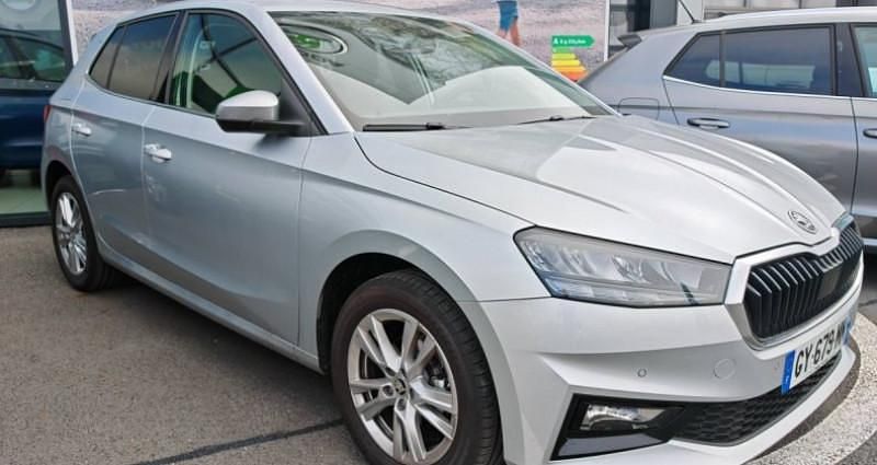 Utilisé 2024 Skoda Fabia Citadine | 19 900 € (Prix juste) - Image 1/4
