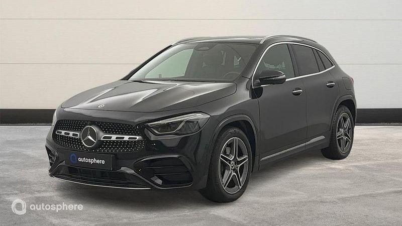 Noir Nouvelle 2024 Mercedes GLA200 AMG line SUV | 47 799 € (Bon prix) - Image 1/4