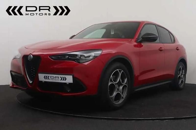 Occasion Alfa Romeo Stelvio Sprint 160 ch (117 kW) 2023 Rouge SUV