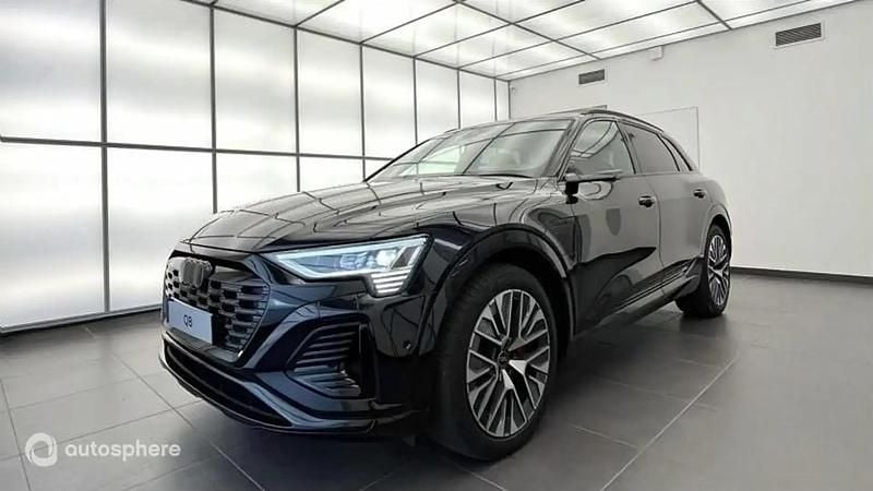 Noir mythic (m) Utilisé 2023 Audi Q8 e-tron S-Line SUV | 69 999 € (Prix juste) - Image 1/4