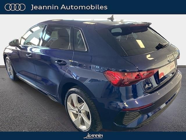 Occasion Audi A3 Sportback e-tron Competition 150 ch (110 kW) 2023 Bleu navarre métallisé Citadine