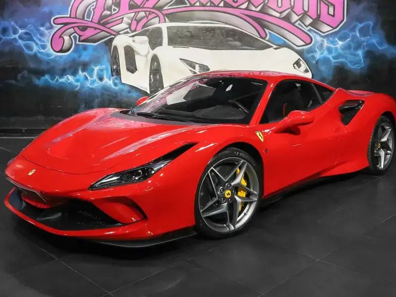 Rouge Utilisé 2022 Ferrari F8 Coupé | 349 900 € - Image 1/4