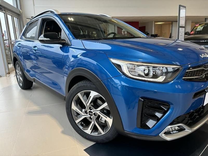 Bleu Utilisé 2024 Kia Stonic SUV | 21 949 € (Prix juste) - Image 1/4