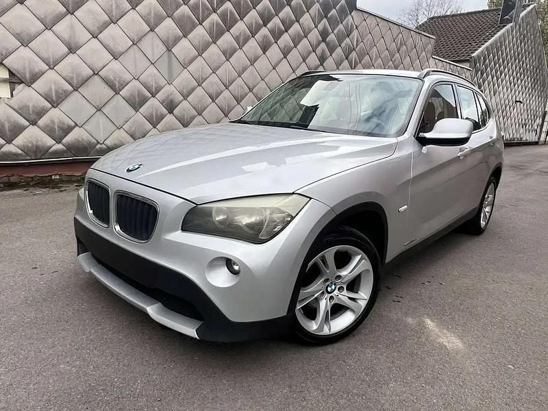 Gris Utilisé 2012 BMW X1 SUV | 4 990 € (Super prix) - Image 1/4
