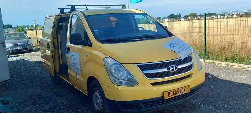 Jaune Utilisé 2010 Hyundai H-1 Monospace | 9 500 € - Image 1/4