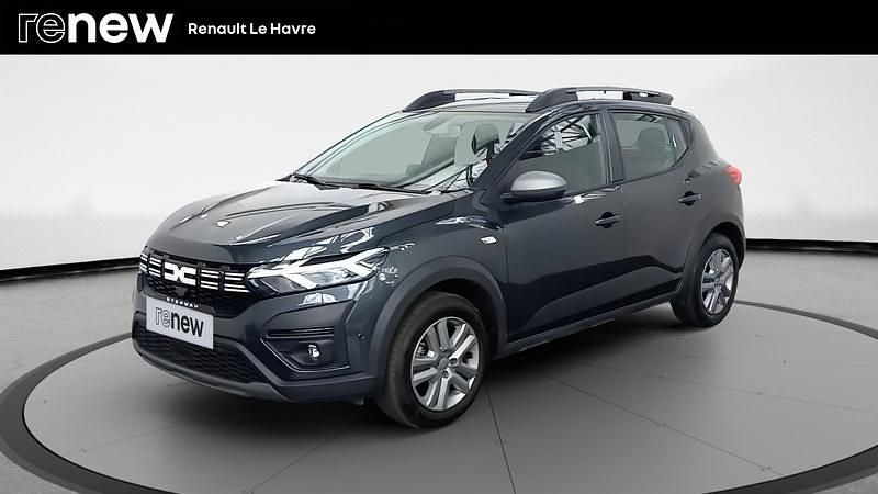 Gris Occasion 2023 Dacia Sandero Expression Citadine | 14 990 € (Prix assez cher) - Image 1/4