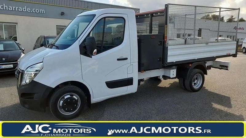 Blanc Utilisé 2023 Nissan Interstar S Van | 42 990 € - Image 1/4