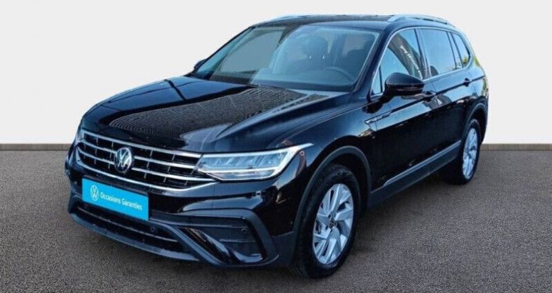 Noir Utilisé 2024 VW Tiguan Allspace Life SUV | 46 690 € (Prix assez cher) - Image 1/4