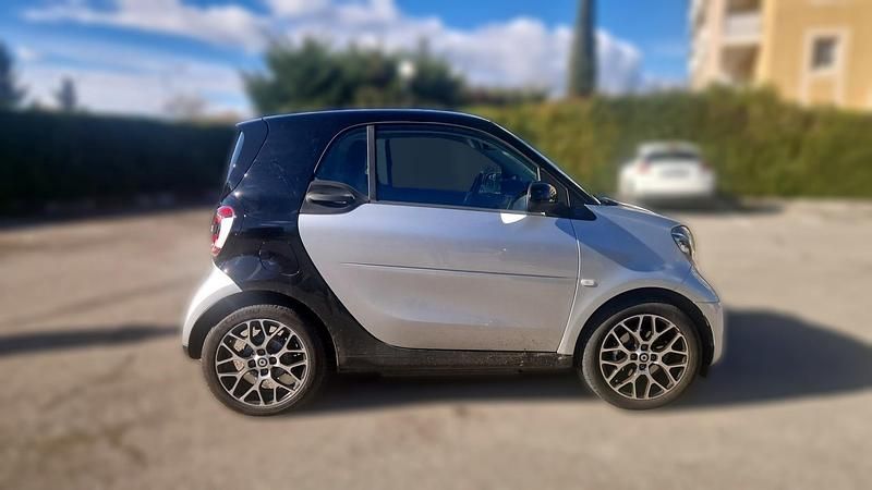 Occasion Smart ForTwo Electric Drive Prime 60 kW (82 ch) 2024 Gris Cabriolet