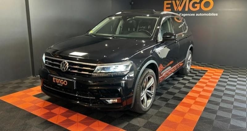 Utilisé 2020 VW Tiguan Allspace R-line SUV | 26 490 € (Prix juste) - Image 1/4