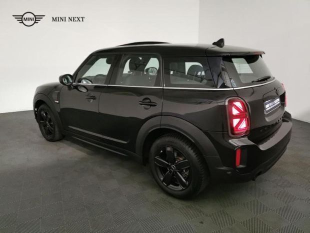 Image 2/4