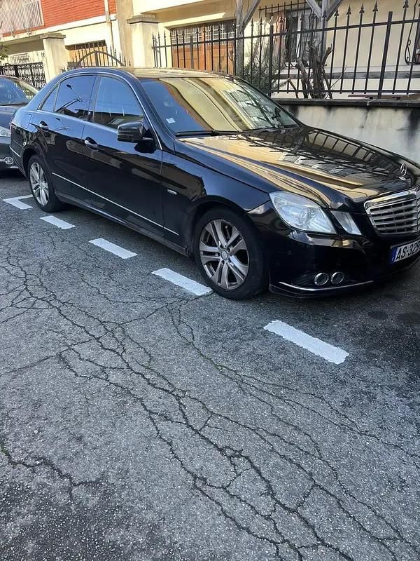 Occasion 2010 Mercedes E250 Avantgarde Berline | 6 850 € - Image 1/4