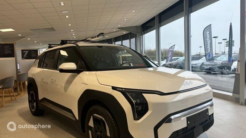 Blanc Nouvelle 2024 Kia EV3 2 SUV | 40 999 € (Prix juste) - Image 1/4