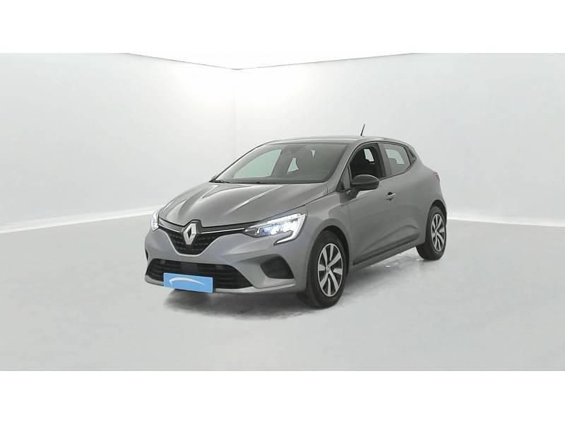 Gris Utilisé 2022 Renault Clio V Equilibre Citadine | 13 999 € (Prix juste) - Image 1/4