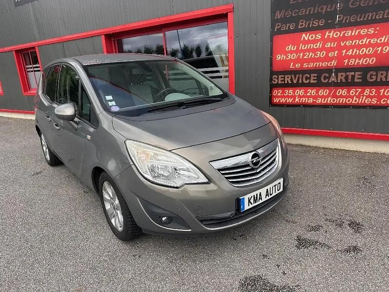 Utilisé 2012 Opel Meriva Cosmo Monospace | 4 990 € (Prix juste) - Image 1/4