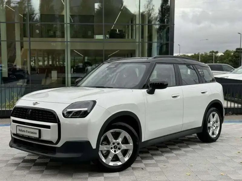 Blanc Utilisé 2024 Mini Cooper Countryman Classic SUV | 40 923 € (Prix cher) - Image 1/4